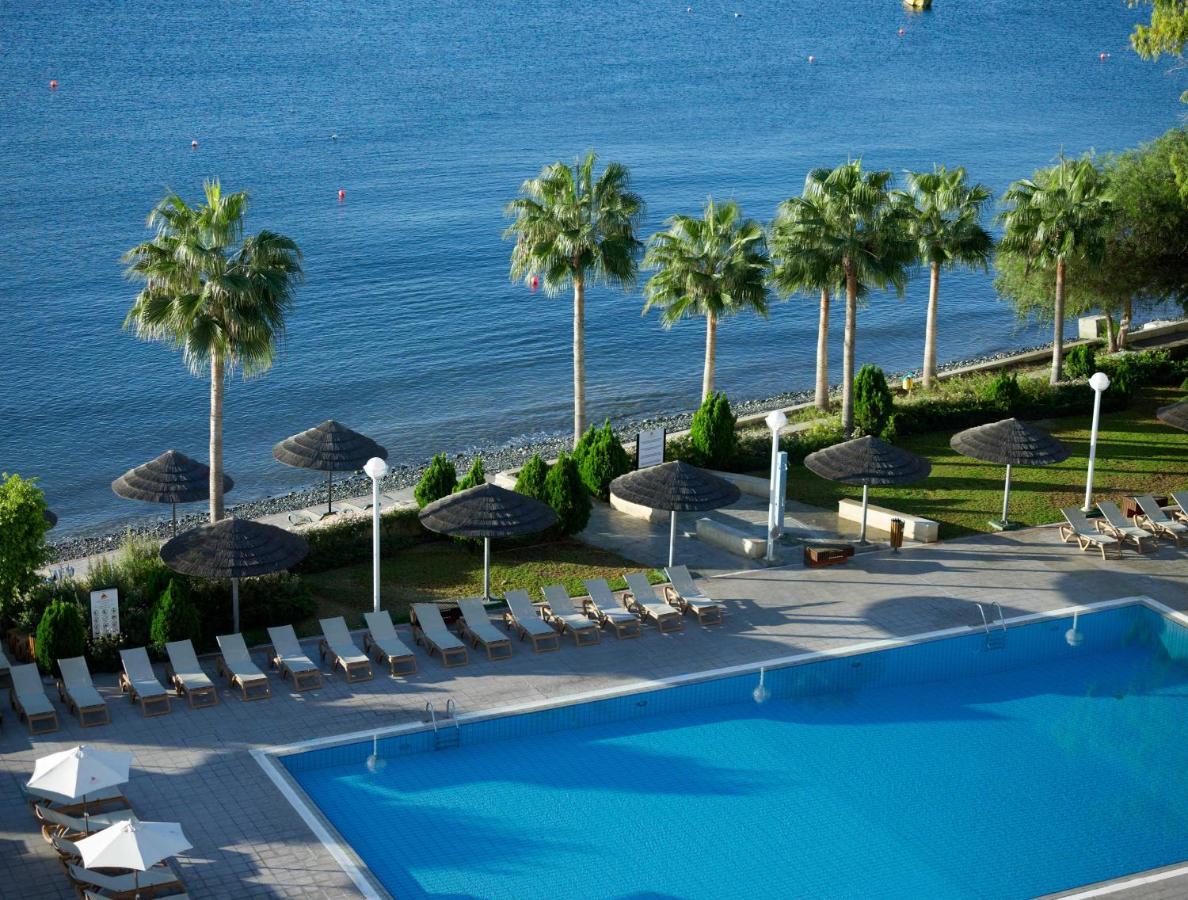 Atlantica Miramare Beach Limassol Ngoại thất bức ảnh