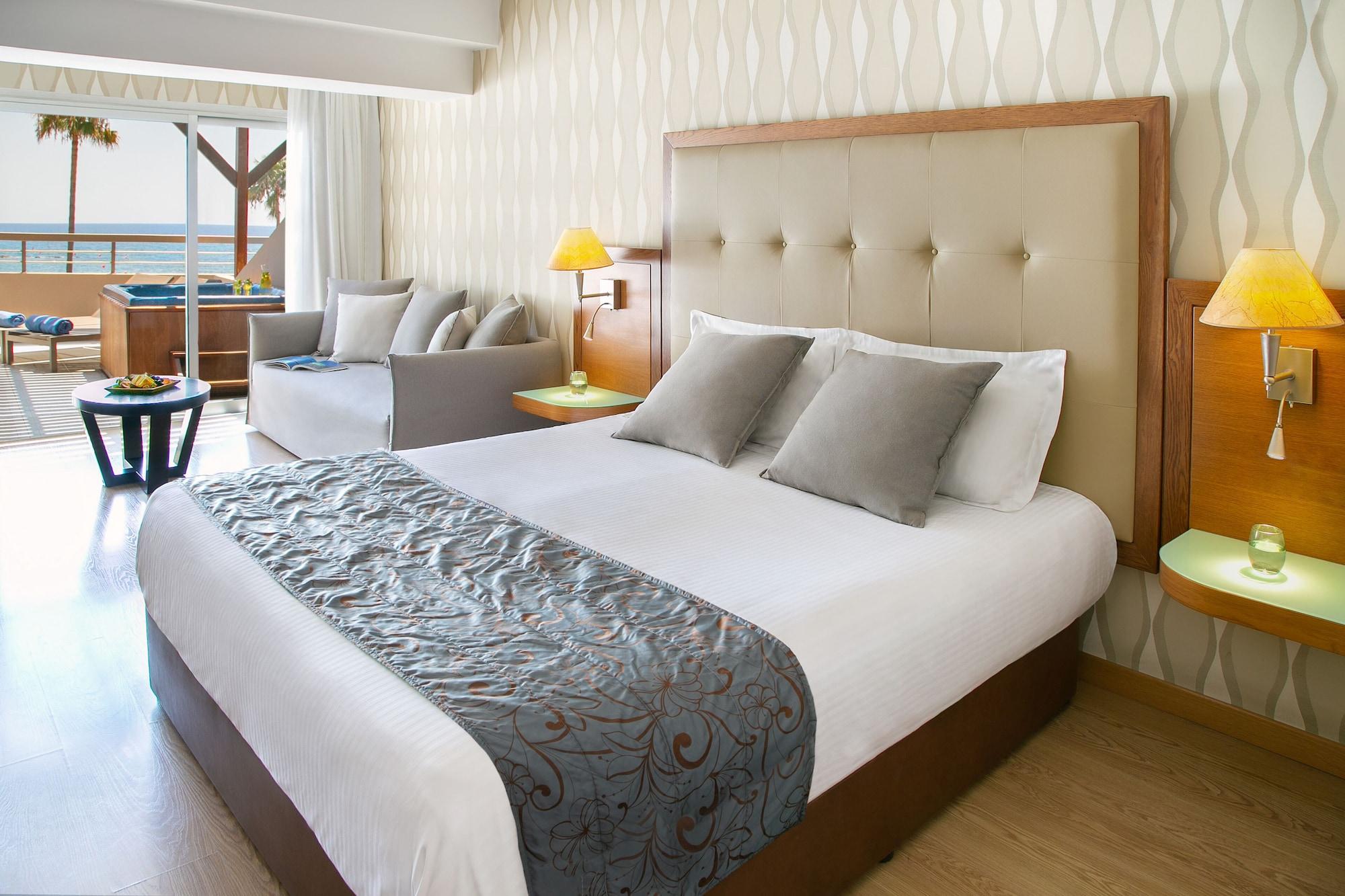 Atlantica Miramare Beach Limassol Ngoại thất bức ảnh