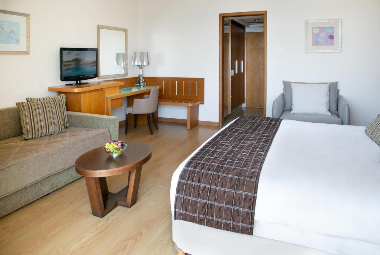 Atlantica Miramare Beach Limassol Ngoại thất bức ảnh
