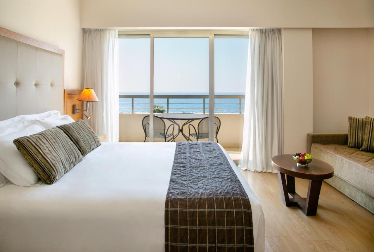 Atlantica Miramare Beach Hotel Limassol Ngoại thất bức ảnh