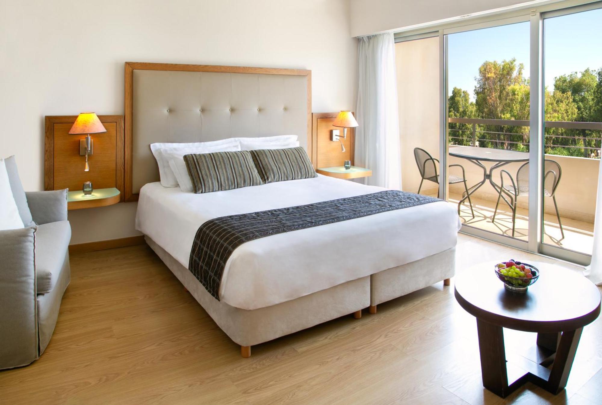 Atlantica Miramare Beach Limassol Ngoại thất bức ảnh